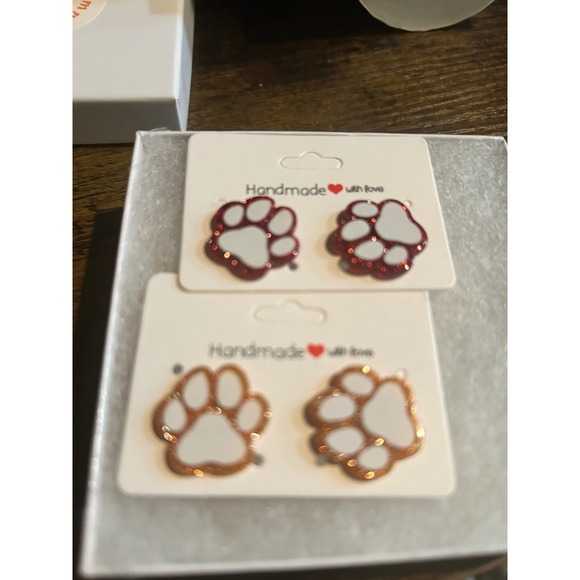 Handmade Dog Paw Stud Earrings Cute Pet Lover Earrings Set Adorable Jewelry - Picture 1 of 3